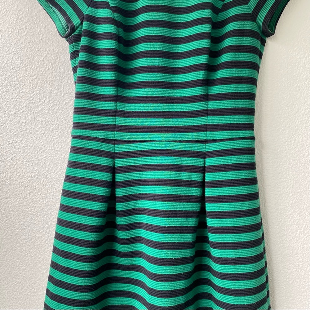 120. Banana Republic Stripe Short Sleeve Dress - Picture 7 of 12